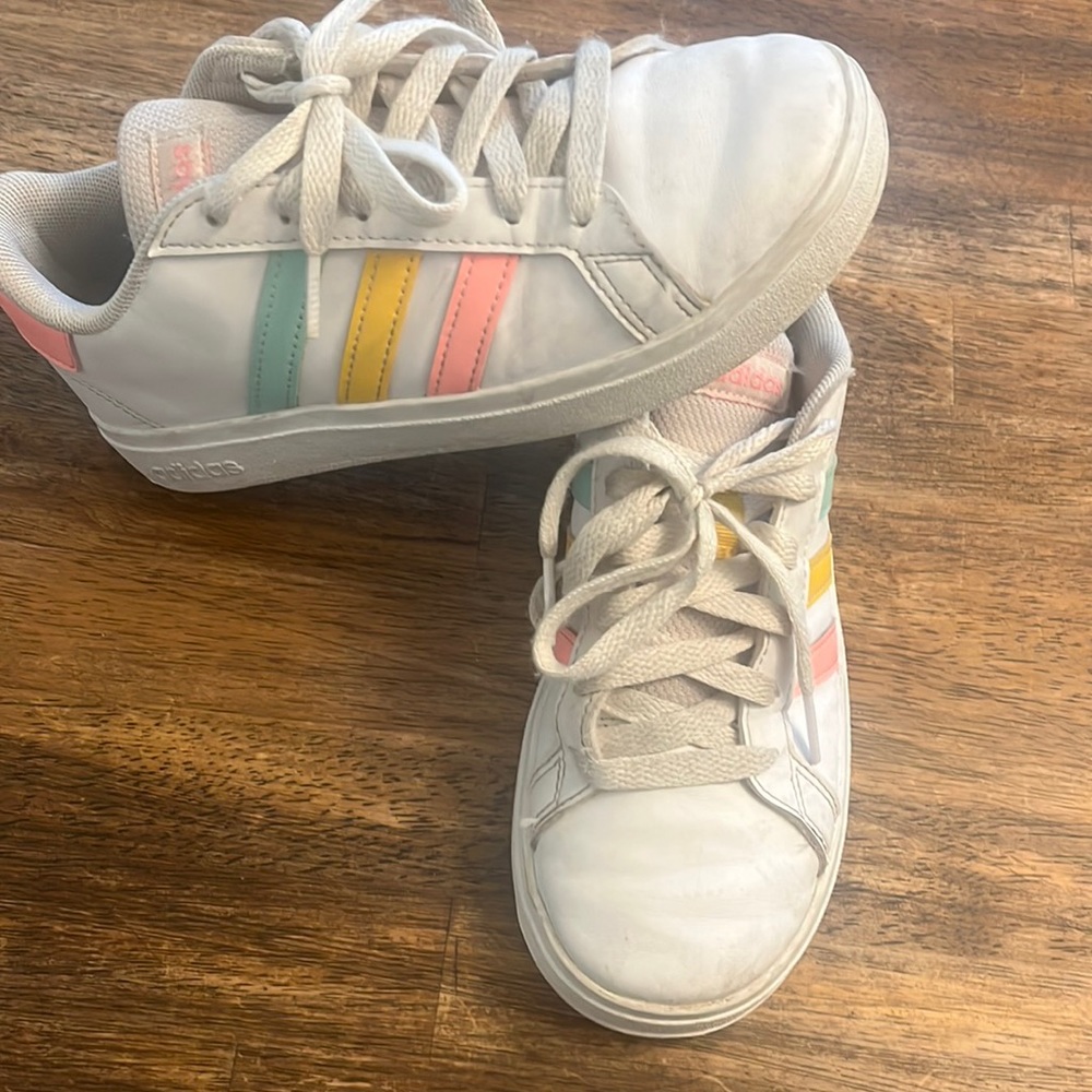 Adidas Grand court